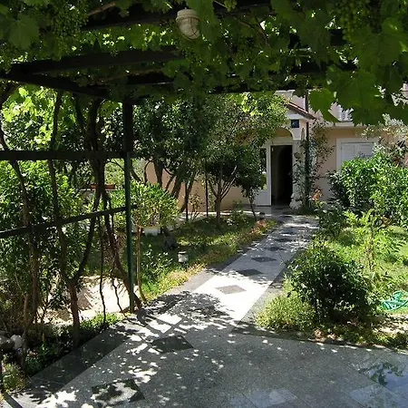 Apartman Merima Krk Town Exterior photo