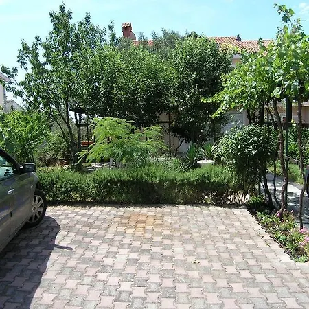 Apartman Merima Krk Town Exterior photo