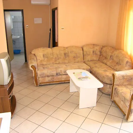 Apartman Merima Krk Town Exterior photo