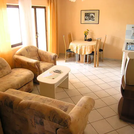 Apartman Merima Krk Town Exterior photo